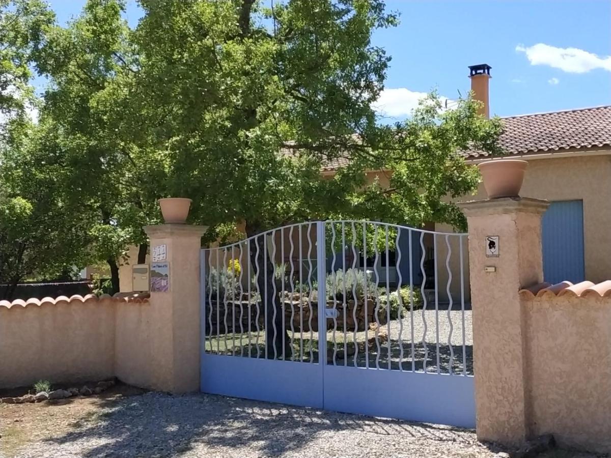 Lou Pebre D'Ai Bed & Breakfast Régusse Екстериор снимка